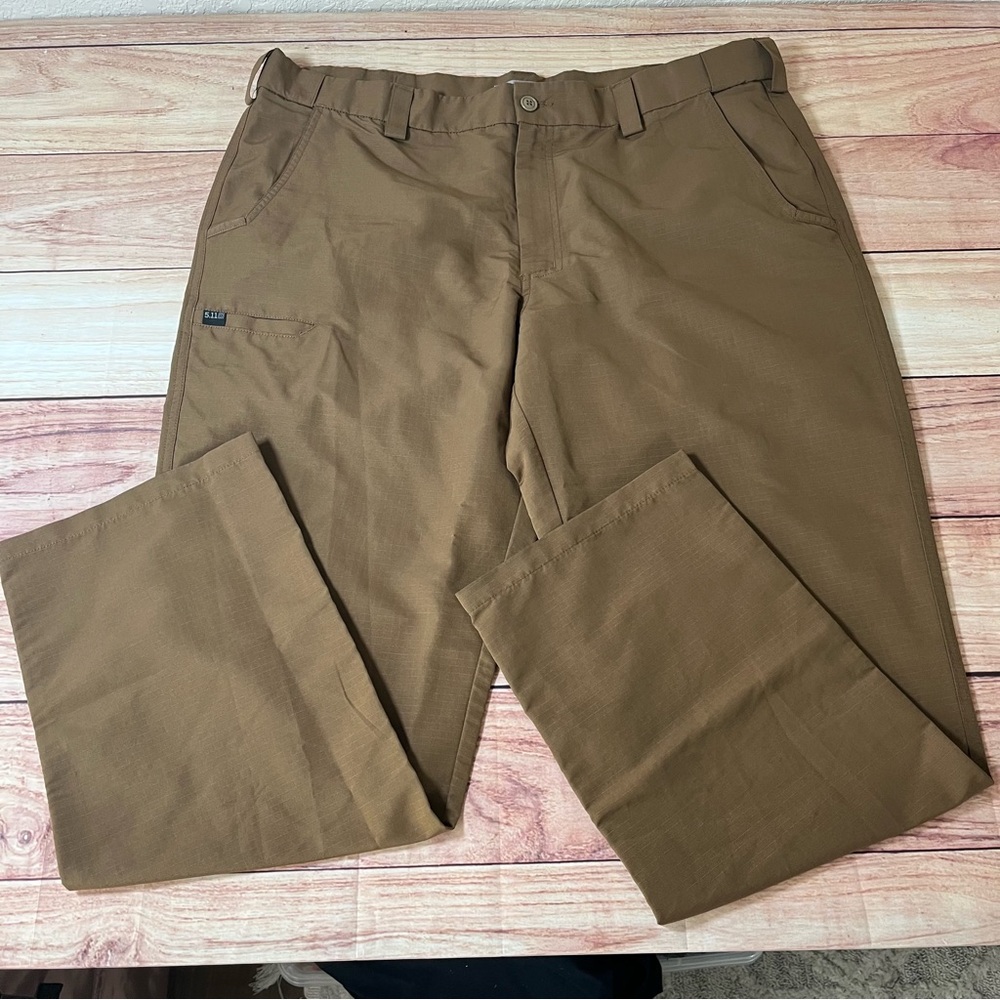 NWOT 5.11 Tactical Pants Men’s 40x32 Brown Fast-Tac Urban Ripstop 74461-116